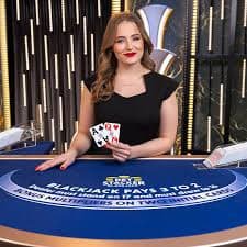 Texas Hold'em Bonus live dealer table on mbo99 login showing community cards and player hands